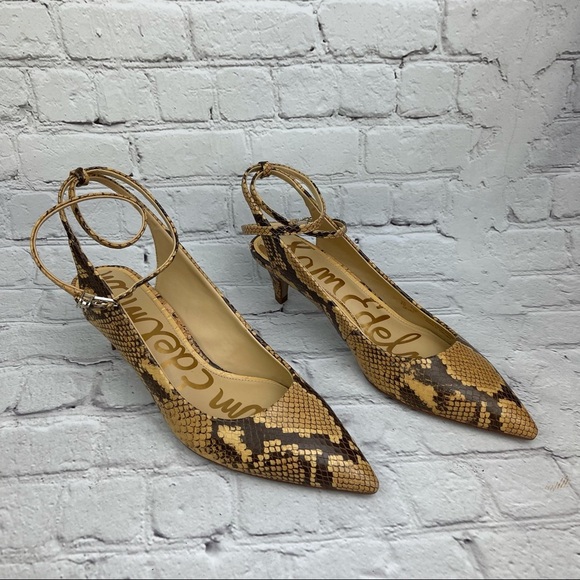 Damaged - Picture 11 of 15